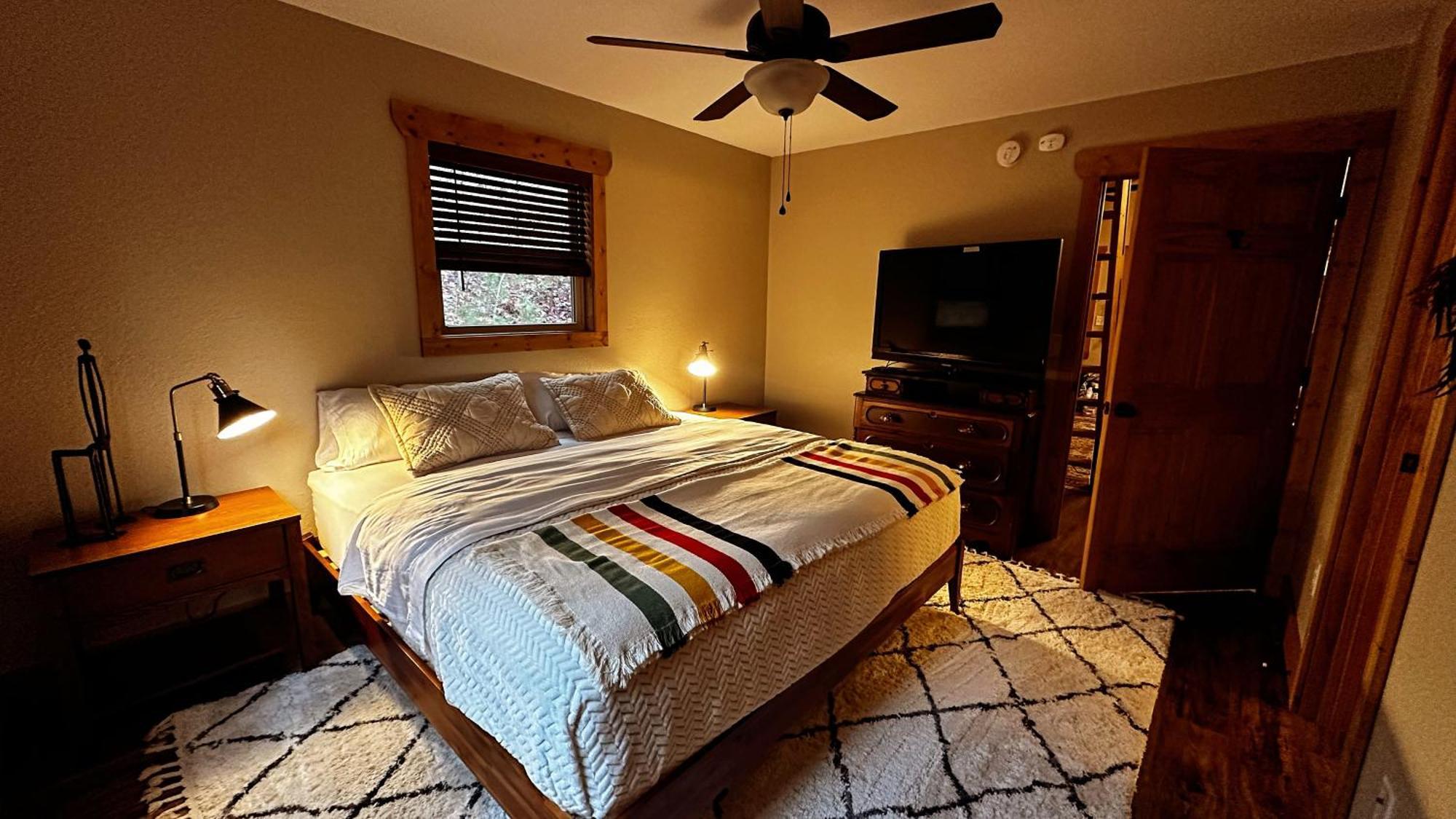 Appalachian Mountain Cabin-Updated-Private-Rafting On Ocoee River-Hiking-Waterfalls-Wifi-Pets Ok Murphy Luaran gambar